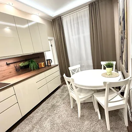 White Lux Next To The Old Town With Free Parking And High Speed Internet Daire *